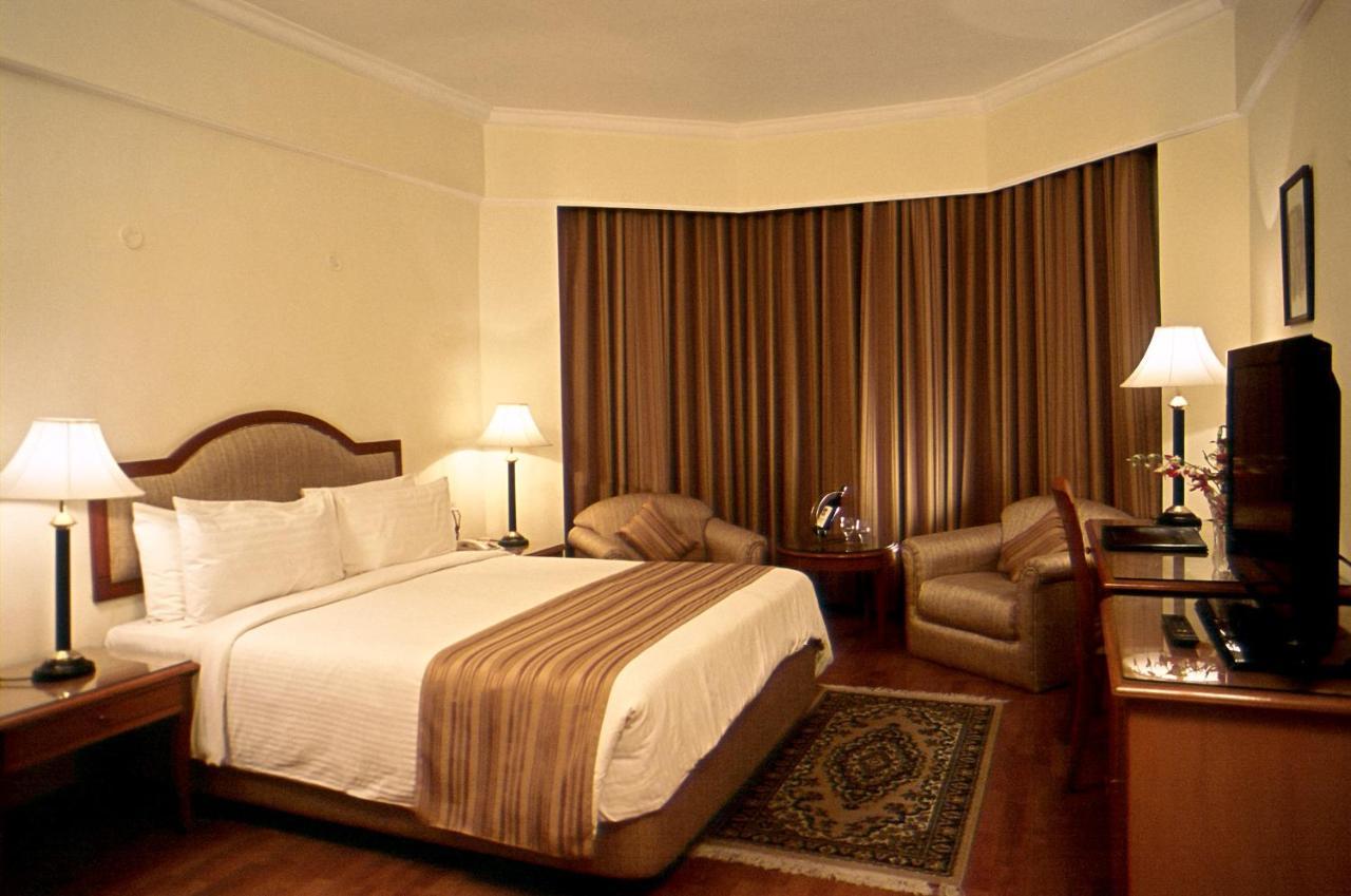 Katriya Hotel&Tower Hyderabad Habitación foto